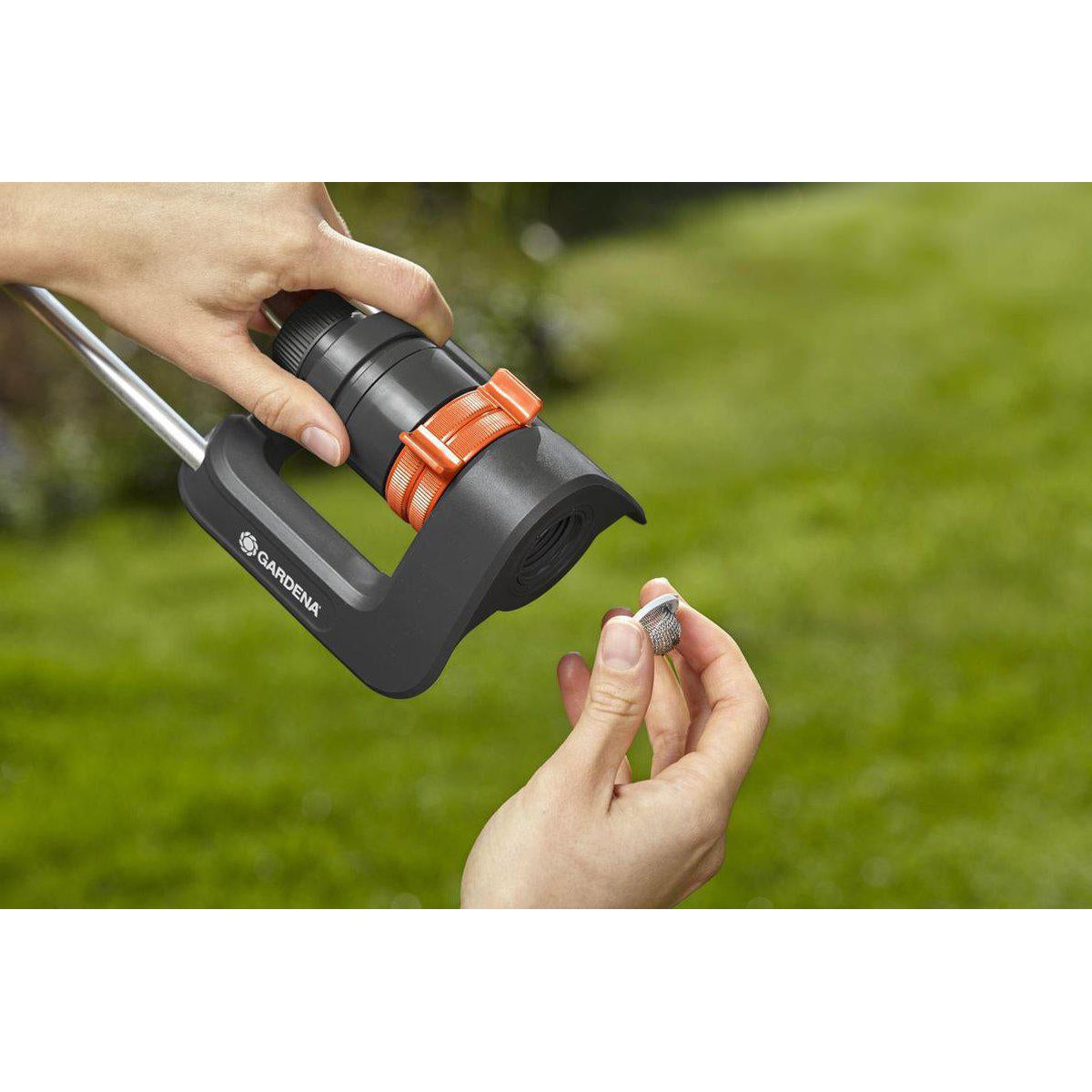 Gardena Zwenksproeier Aqua L 