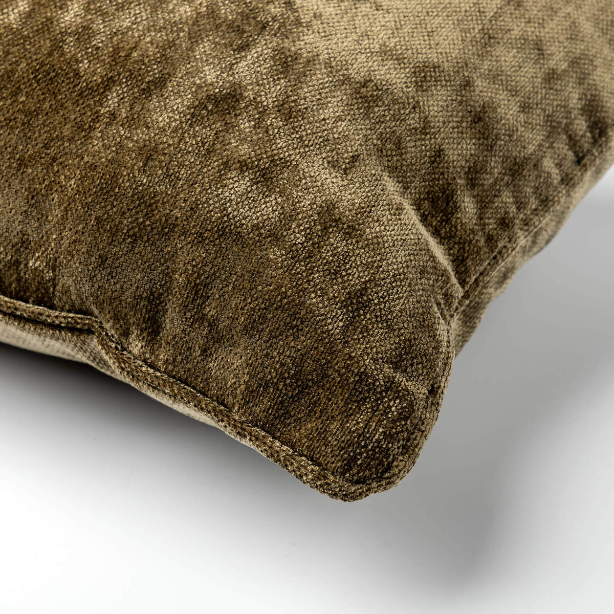 Dutch Decor sierkussen Lewy Military Olive 50×30 cm