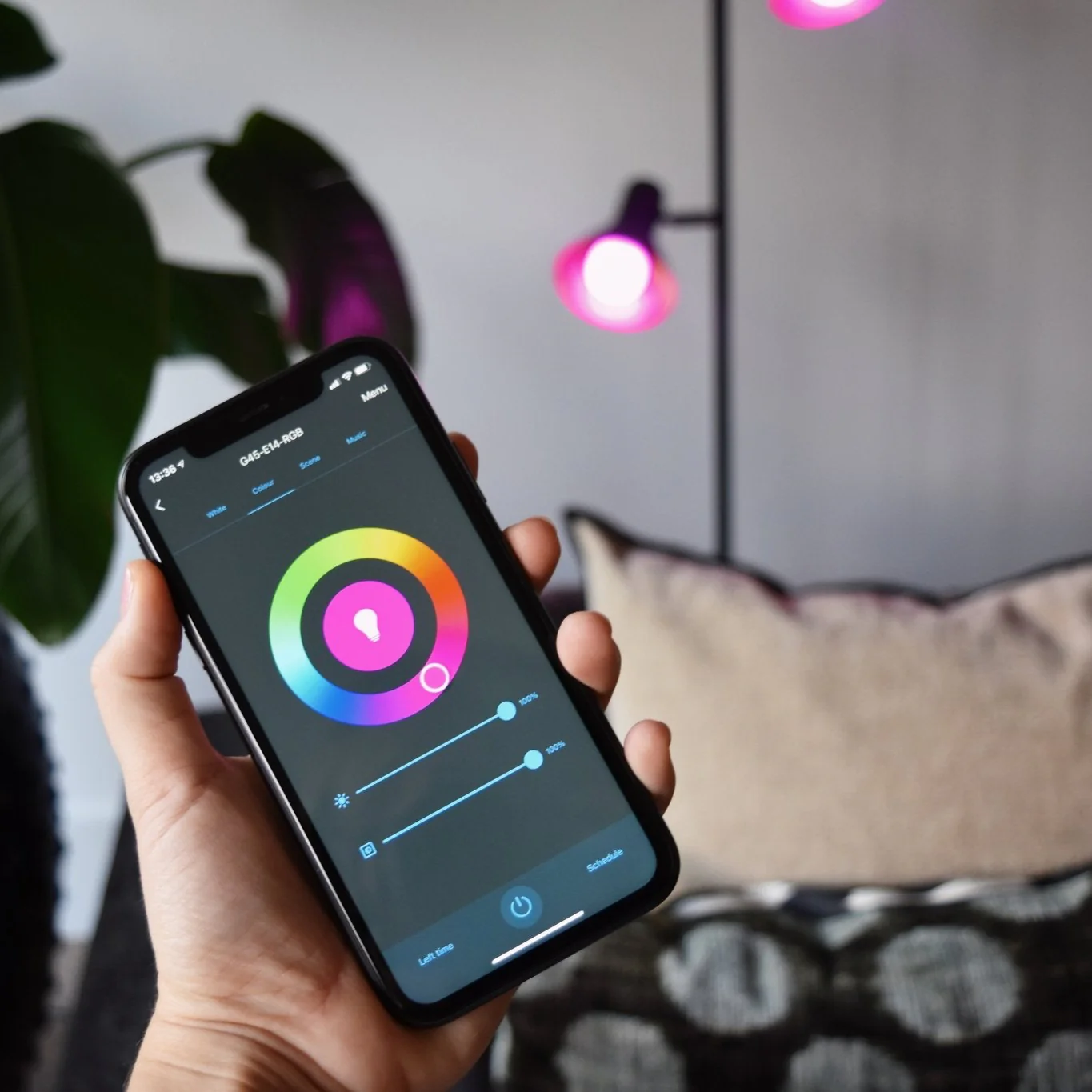 Calex Smart LED Ball-lamp P45 220-240V 4.9W 470lm 2200-4000K + RGB E27 