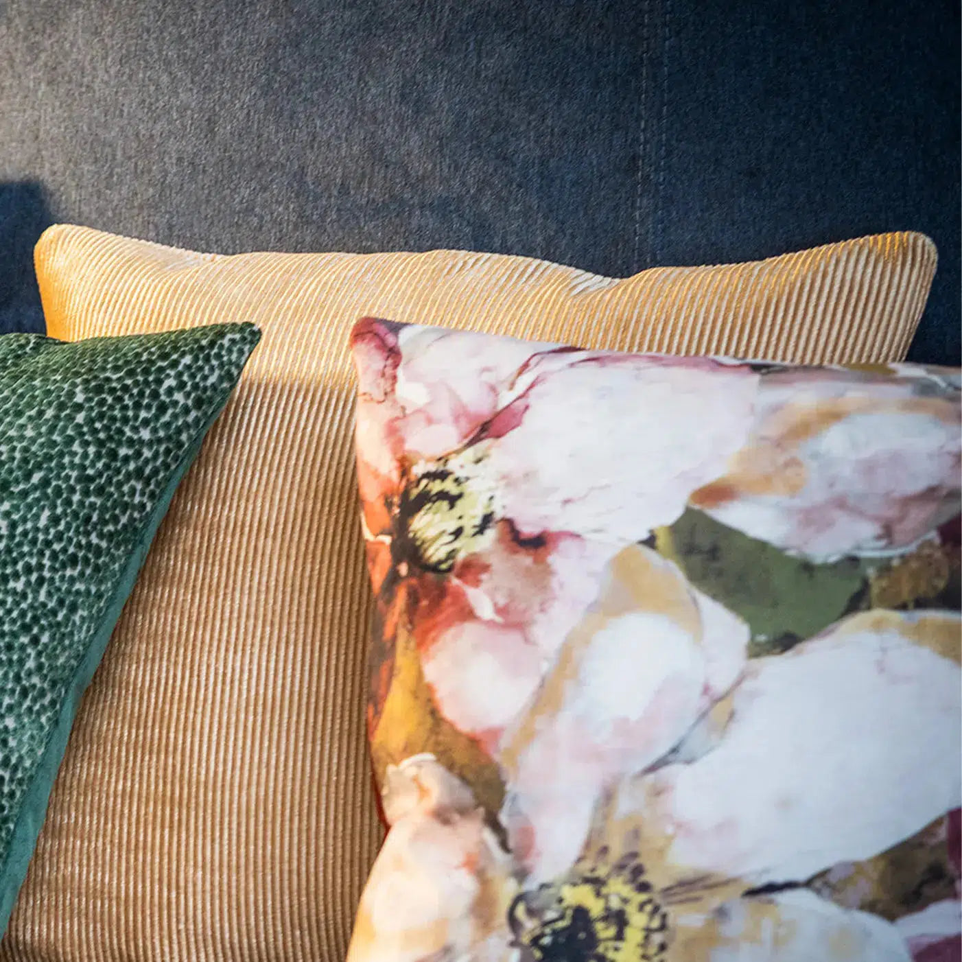 Dutch Decor sierkussen Claudette Almond Buff 45×45 cm