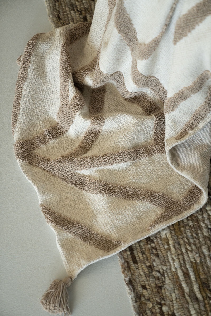 By-Boo plaid Majani taupe B130 × H170 cm