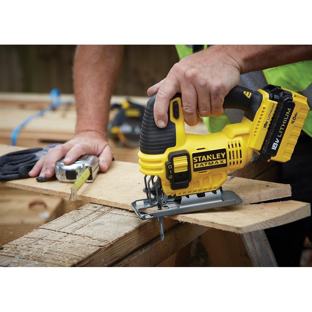 18V pendeldecoupeerzaag op accu geleverd zonder accu en lader