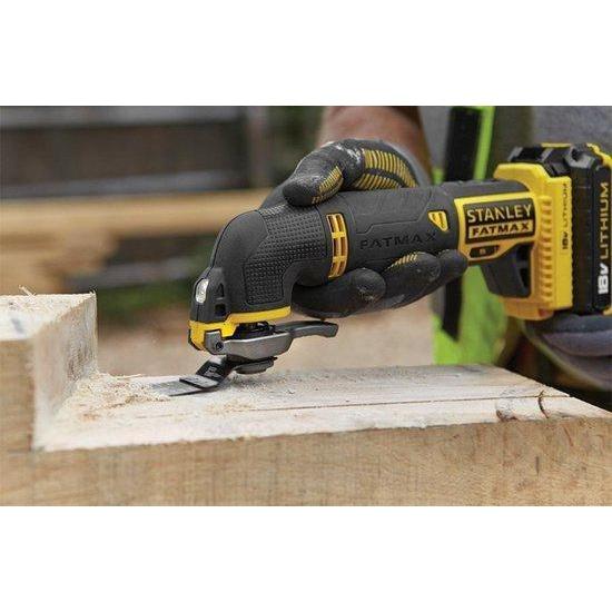 18V accumultitool met oscillerende functie: schuren zagen slijpen schrapen 2 x 2.0Ah accu s 100% in 60 min. lader 20 accessoires koffer