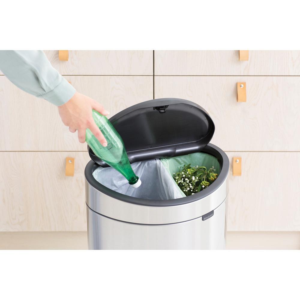 Brabantia wandafvalemmer Touch Bin 3L mat staal Brabantia wandafvalemmer Touch Bin 3L mat staal