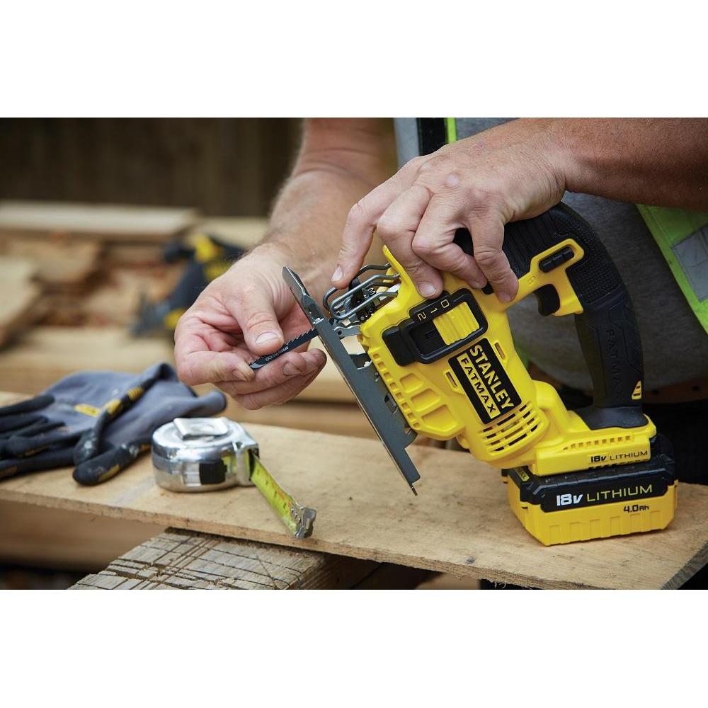 18V pendeldecoupeerzaag op accu geleverd zonder accu en lader